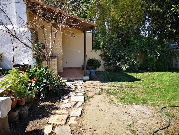 Casa de vacaciones para 15 personas, con piscina además de vistas y jardín, Se admiten mascotas en Provincia de Valencia - 2