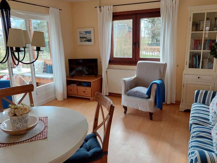 Ferienhaus für 2 Personen, mit Terrasse und Garten - 1