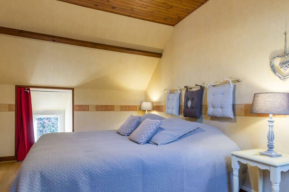 Independent house near the beach with garden, baby equipment, and Wi-Fi included in Siouville-Hague, Côte de la Déroute