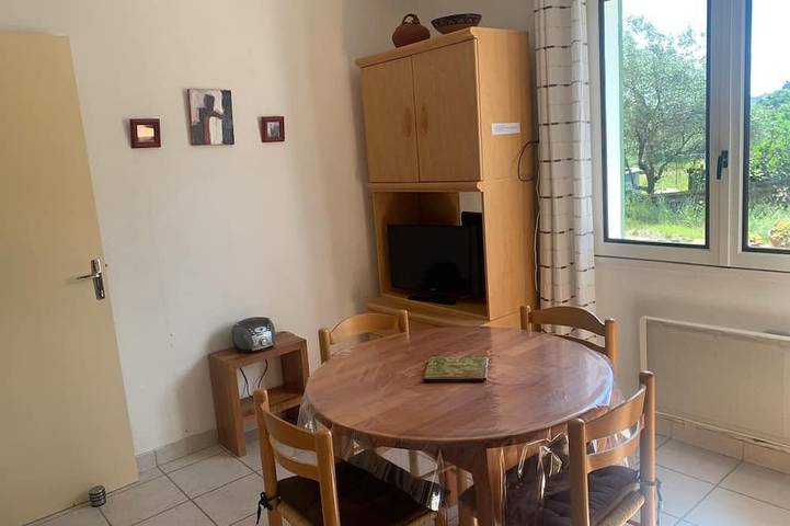 Gite and garden in Drôme Provençale, pets welcome in Nyons, Nyons und Umgebung