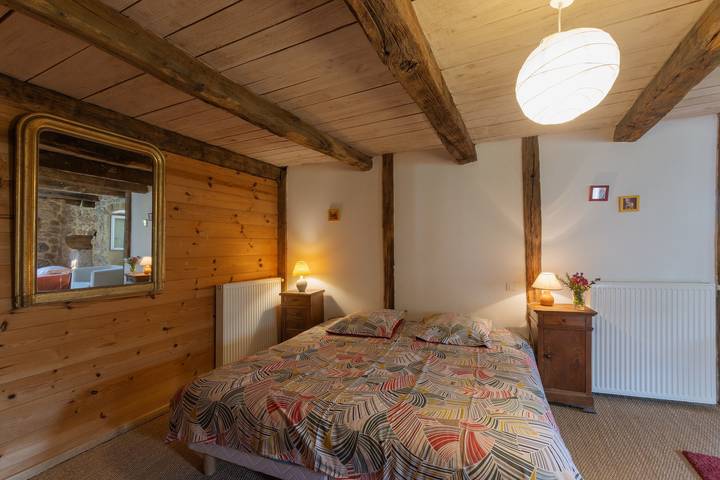 Chambre 'La Ferme De Chalas - Coucoulude' avec piscine partagée, terrasse partagée et Wi-Fi in Valgorge, Parc naturel régional des Monts d'Ardèche