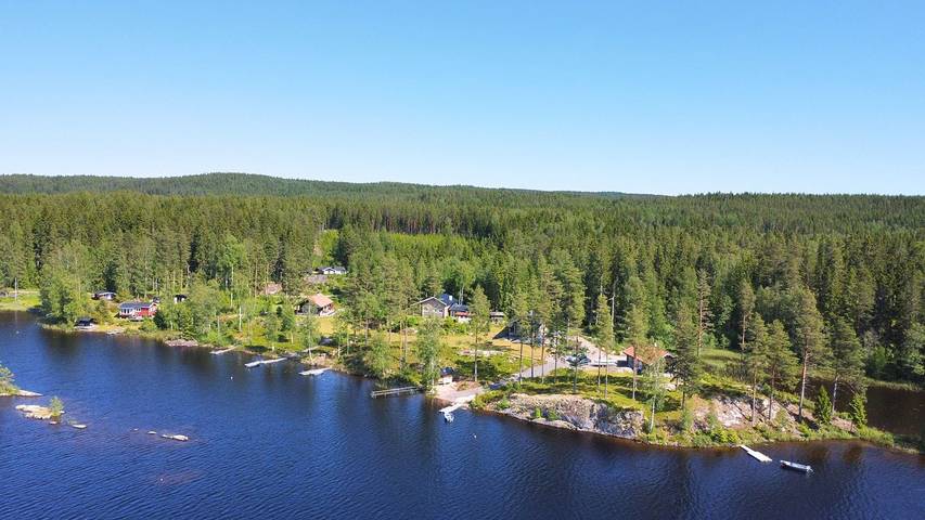 Blockhütte Ratzeputz – Sauna, eigener Steg & Naturidylle am See in Värmland in Eda