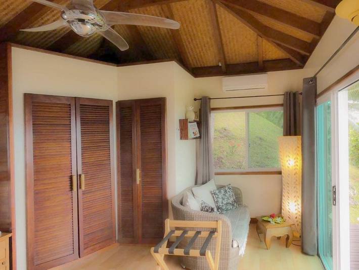 Chambre d’hôte pour 2 personnes, avec bassin pour enfant et vue ainsi que piscine et jardin dans Mo'orea - 4