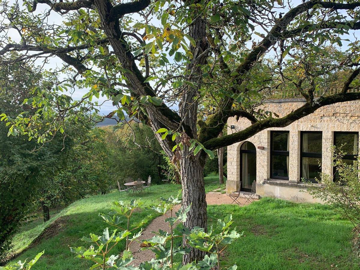 Two-Bedroom House in Vézelay, Parc naturel régional du Morvan