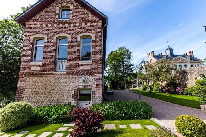 Chambre d’hôte pour 5 personnes, avec jardin ainsi que vue et piscine à Équemauville - 4