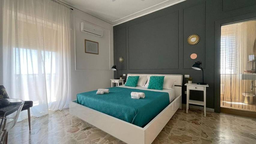 Ferienwohnung für 3 Personen, mit Ausblick und Balkon in Rossano - 2