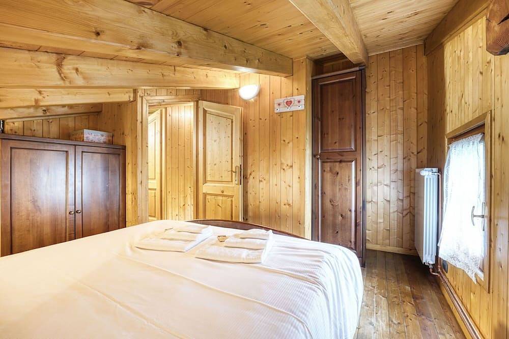 Ganze Wohnung, Angenehme Wohnung für 4 Leute mit Tv, Balkon, Haustiere erlaubt und Panoramablick in Isella (Macugnaga), Macugnaga