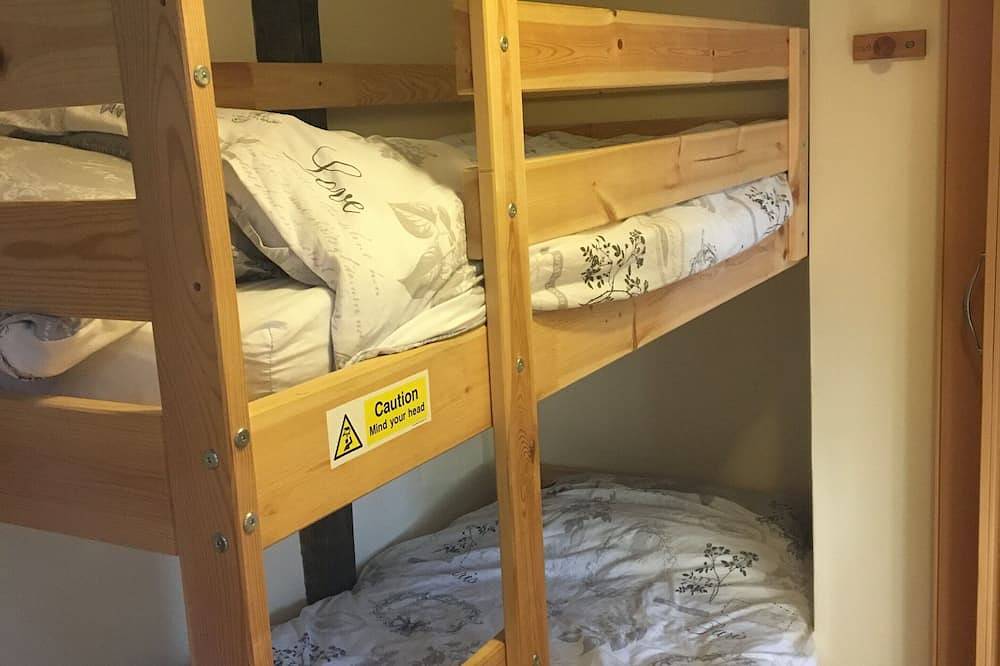 Chalet de madera situado cerca de Argenton sur Creuse in Argenton-sur-Creuse, Región de Châteauroux