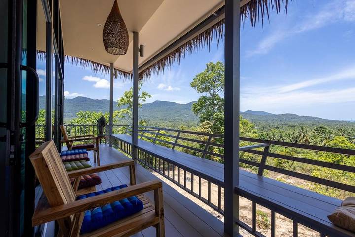 Villa für 4 Personen, mit Seeblick und Ausblick sowie Garten - 1