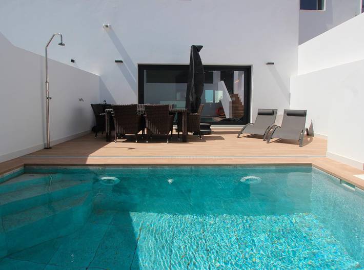 Casa de vacaciones para 6 personas, con terraza además de piscina y vistas al mar, Familias con niños - 1