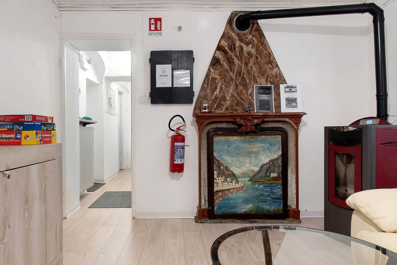 Casa Vacanze 'Cà Rosina' Brusimpiano Cin: It012024C2Qw54Kcle in Brusimpiano, Comune di Brusimpiano