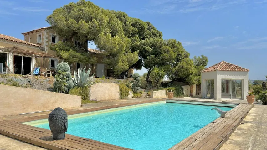 Apartamento de vacaciones para 2 personas, con jacuzzi además de piscina y jardín - 1