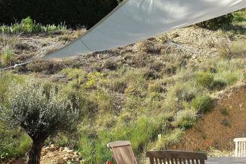 Location de vacances pour 6 personnes, avec jardin à Allemagne-en-Provence