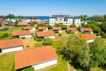 Ferienhaus für 6 Personen, mit Terrasse in Sarbinowo