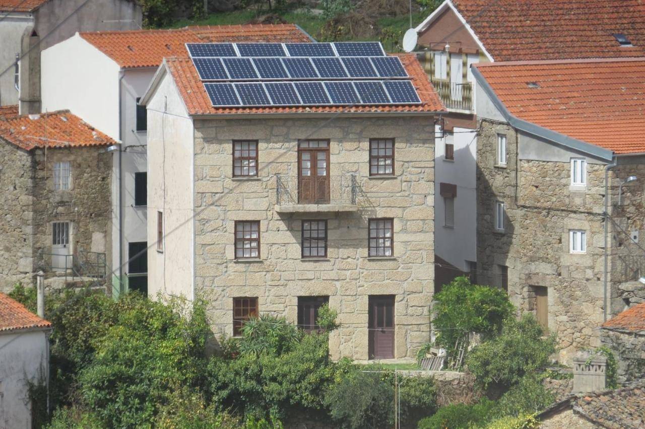 Apartamento inteiro, Basic Triple Room in Alvoco da Serra, Serra da Estrela