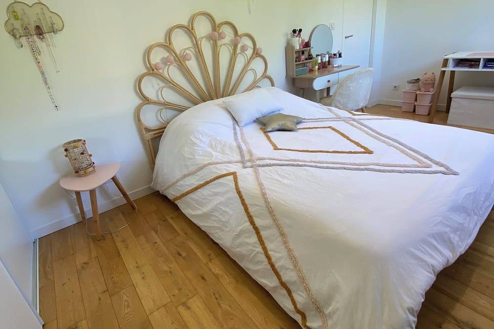 Superb villa with pool in Combaillaux, Montpellier region