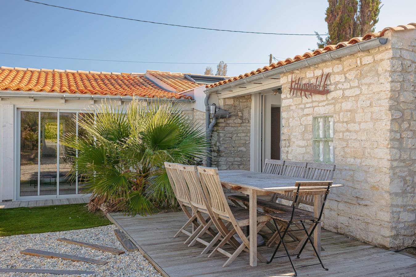 Ferienhaus 'L’hirondelle' mit Privater Terrasse, Privatem Garten und Wlan in Saint-Denis-d'Oléron, Côte de Beauté