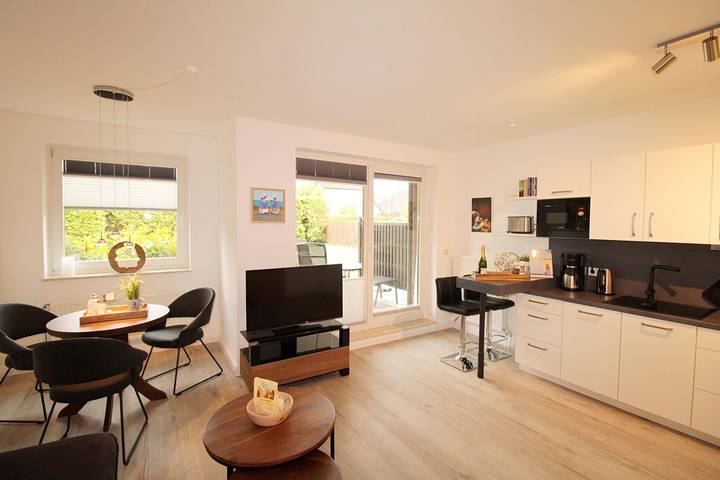 Ferienwohnung für 2 Personen, mit Sauna und Garten in Döse