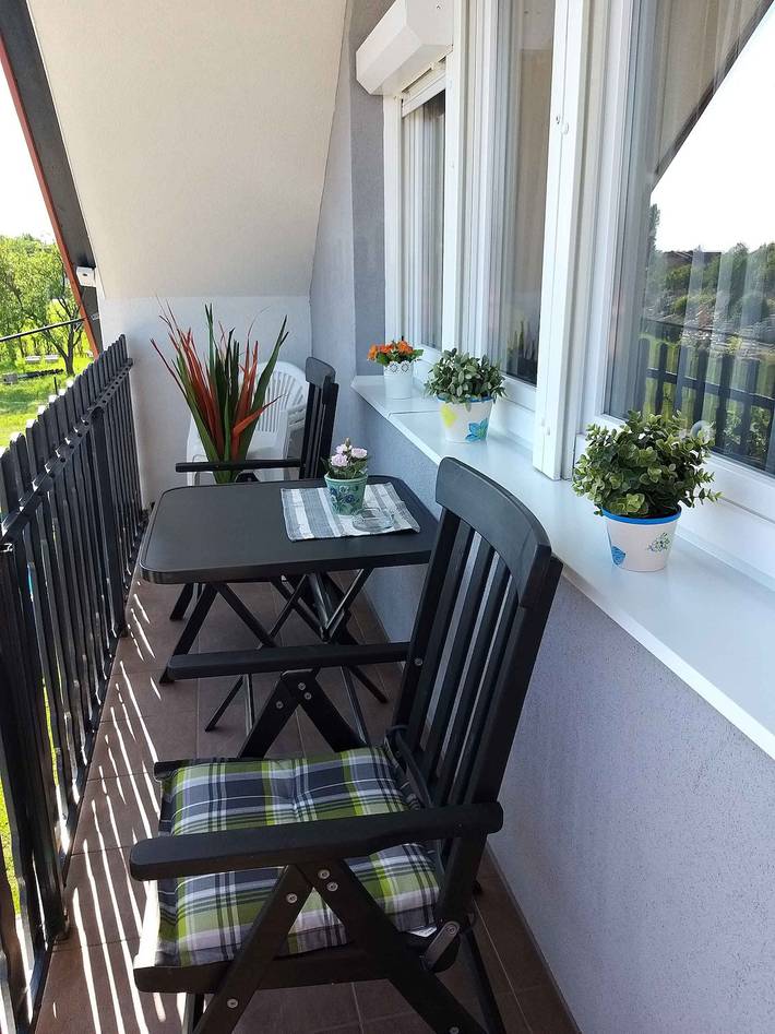 Ferienwohnung für 6 Personen, mit Balkon und Garten in Gyenesdias - 4