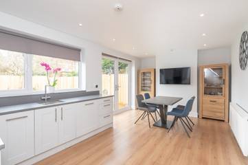 Glamping for 4 People in York, Yorkshire, Photo 3