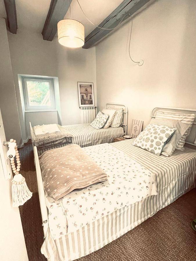 Location de vacances pour 6 personnes, avec vue et terrasse, animaux acceptés dans Fontrieu - 2