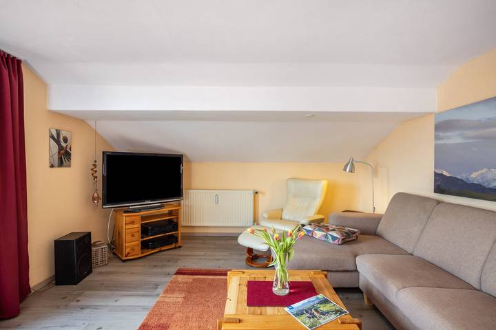 Appartement entier, Appartement "Bamberger Gipfelblick" avec vue sur les montagnes, balcon et Wi-Fi in Hopferau, Souabe (Bavière)