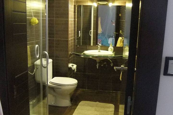 Villa pour 8 personnes, avec balcon et jardin, animaux acceptés à Alicante - 3