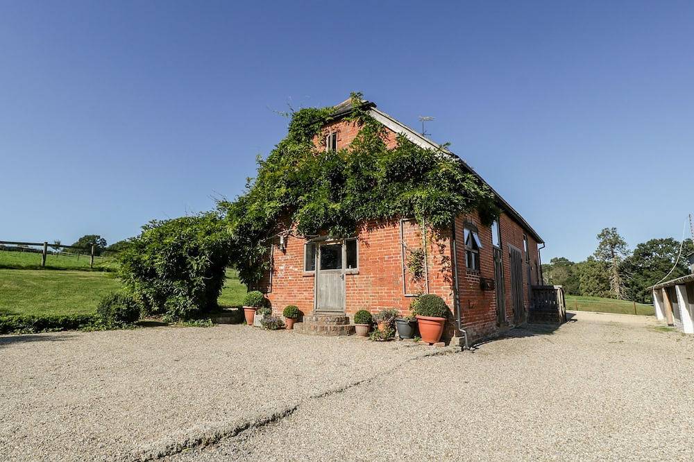 Cottage for 13 People in Rockbourne, New Forest
