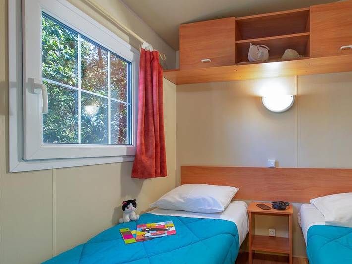 Camping La Pinède - Mobilheim 5 personen - Standard Zola in Gréoux-les-Bains, Alpes-de-Haute-Provence