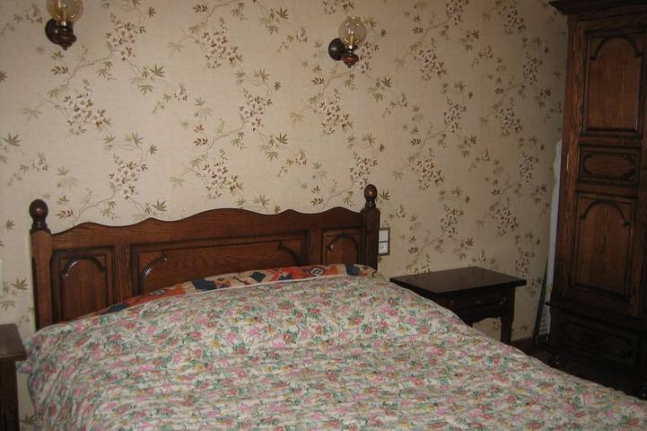 Gîte pour 6 personnes, avec terrasse dans Saint-Geniez-d'Olt-et-d'Aubrac - 2