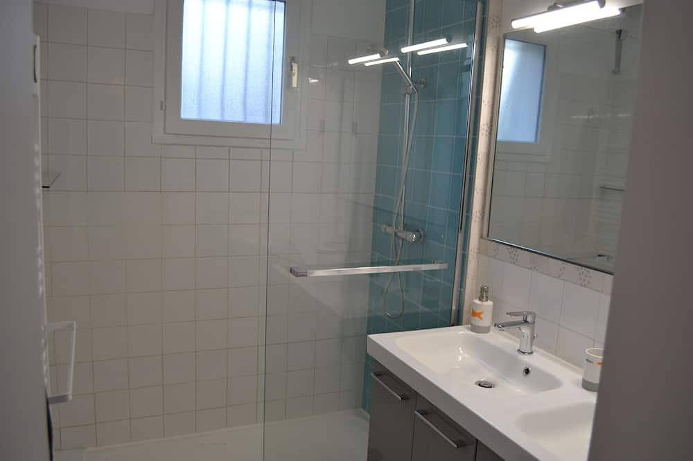 Beach walk 1 Km,  green setting Meublé tourisme 3 stars (2017 and 2022) in Moëlan-sur-Mer, Côte de Cornouaille