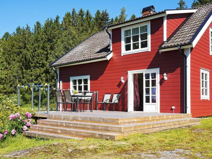 Feriehus for 5 personer, med terrasse, barnevennlig i Bohuslän