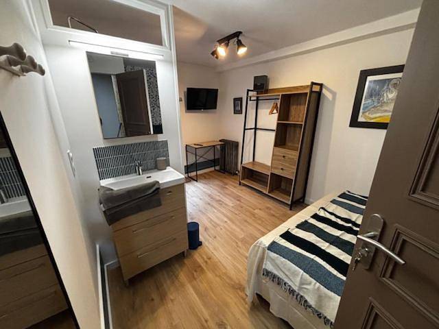 Chambre d’hôte pour 2 personnes, avec Terrasse et Jardin