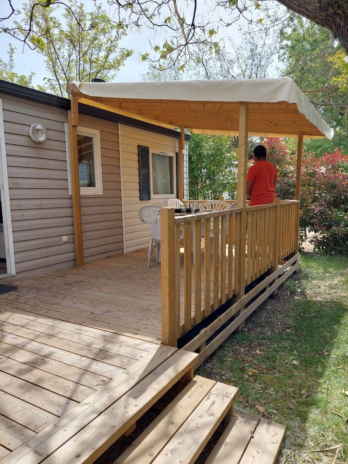 Camping pour 6 Personnes dans La Roque-d'Anthéron, Région d'Aix-en-Provence
