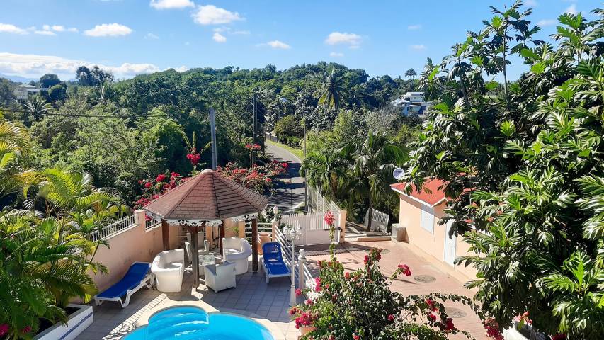 Appartement entier, Appartement charmant à Sainte Anne 42 m² + Piscine partagée in Sainte-Anne, Guadeloupe