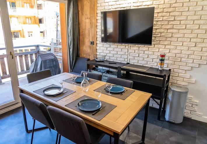 Chalet pour 6 personnes, avec piscine et balcon à Les Orres - 3