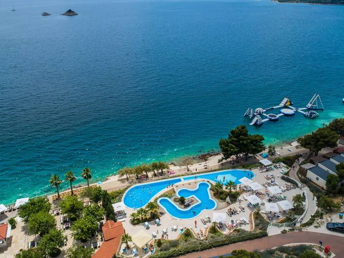 Ferienwohnung für 2 Personen, mit Terrasse und Pool in Trogir