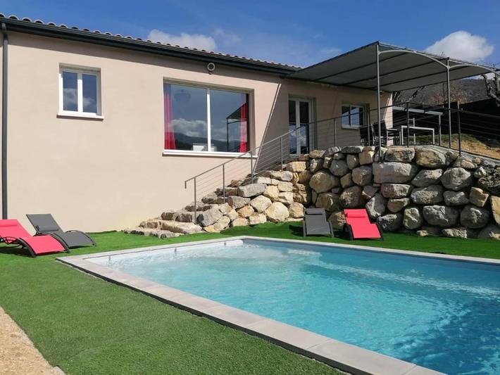 Maison de vacances pour 6 personnes, avec jardin ainsi que vue et piscine