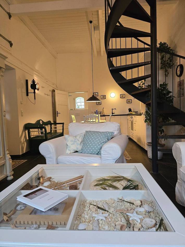 Ganze Wohnung, Idyllisches Appartement für 2 im Landhaus mit aufregender Wendeltreppe in Tönning, Halbinsel Eiderstedt