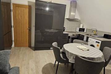 Apartment for 5 People in Bedford, Bedfordshire, Photo 3