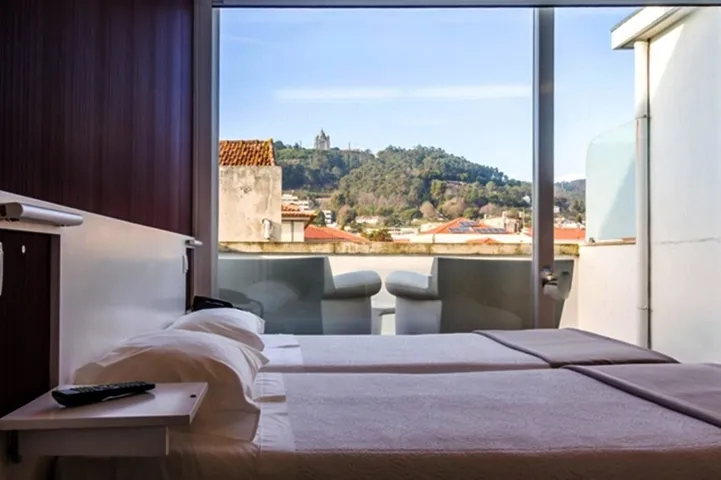 Hotel para 2 personas, con balcón y jacuzzi - 1