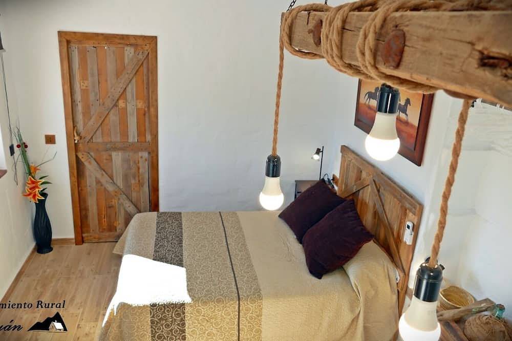 Ganze Wohnung, Small rustic apartment ideal for a perfect stay for couples. in Árchez, Málaga Provinz