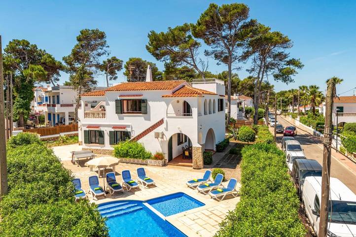 Villa pour 8 personnes à Cala Blanca - 2