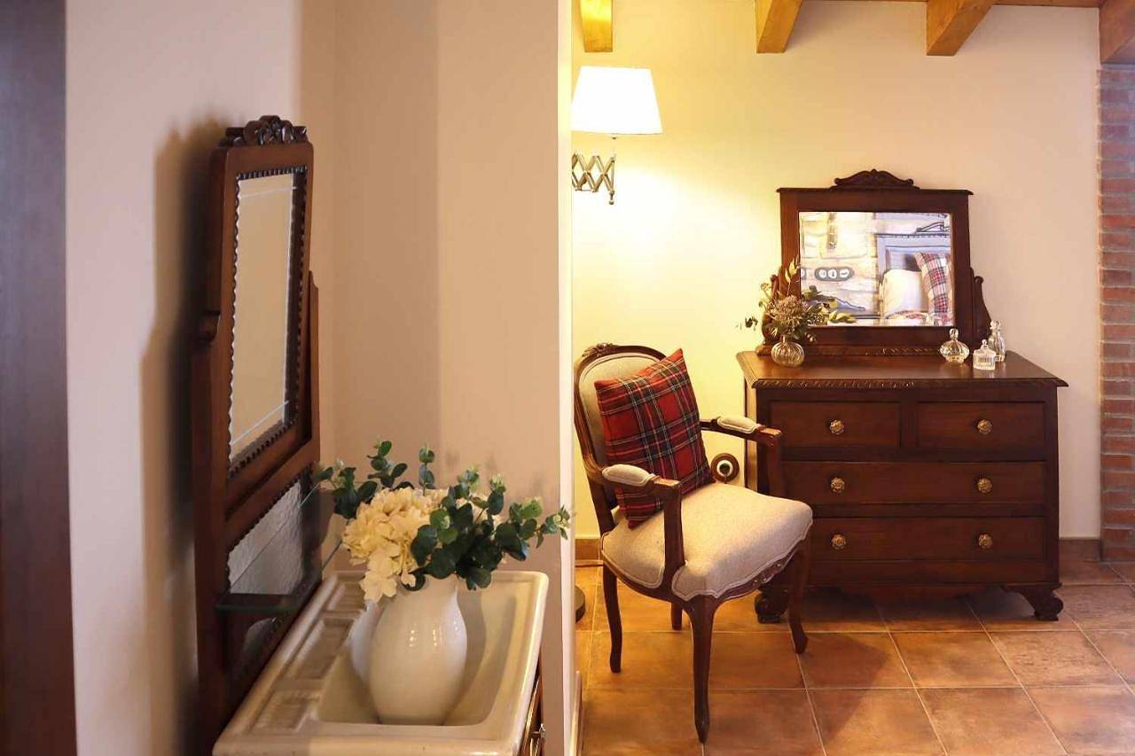 Large Double or Twin Room in Antromero, Gozón