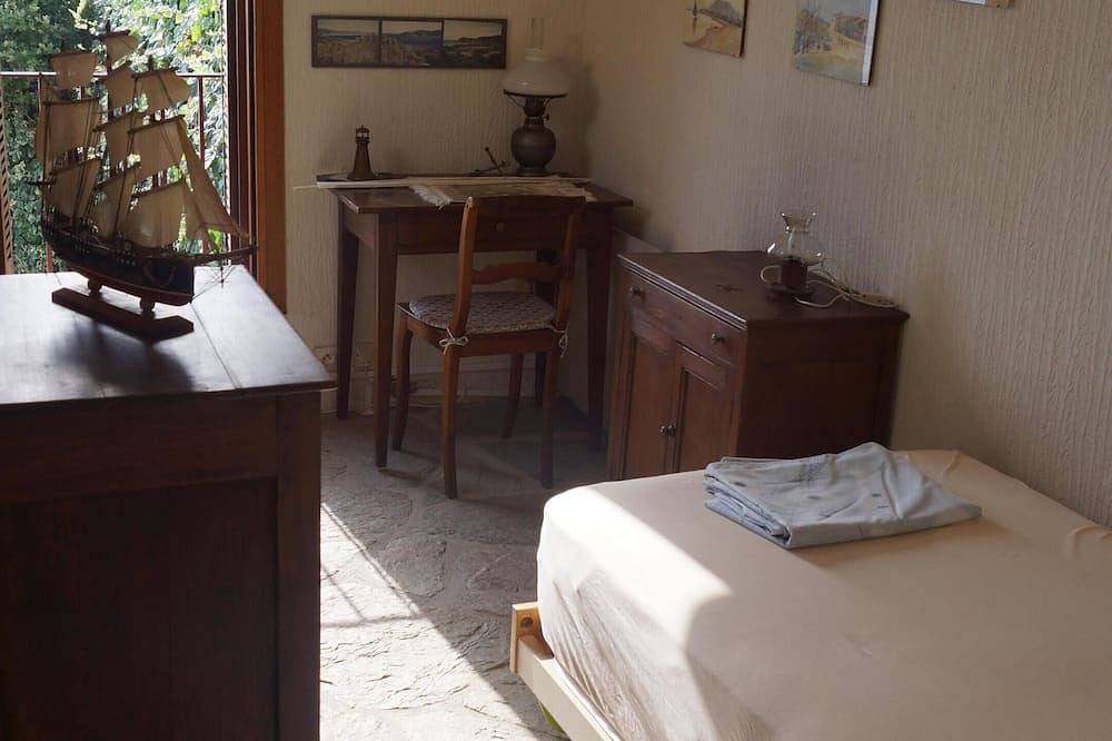 Ferienhaus mit Meersicht in Cap Bénat, Bormes-les-Mimosas