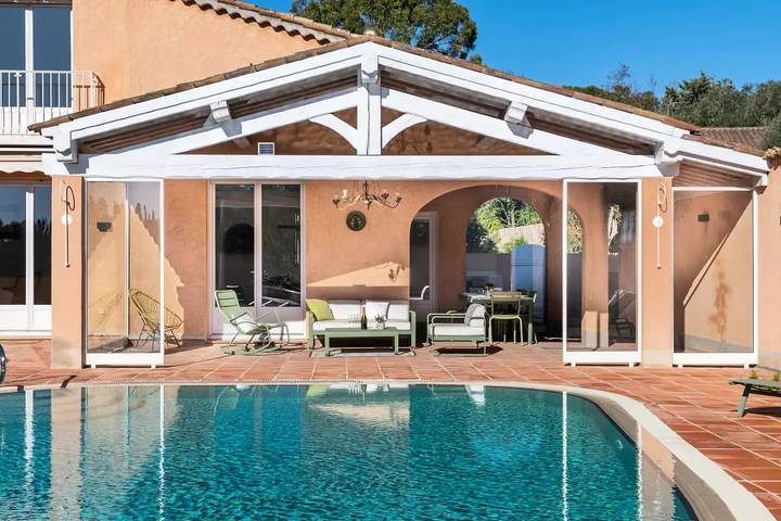 Location de vacances pour 8 personnes, avec jardin et piscine à Mougins - 2