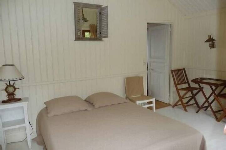 Gîte pour 6 personnes, avec terrasse et jardin, animaux acceptés à Arromanches-les-Bains - 2