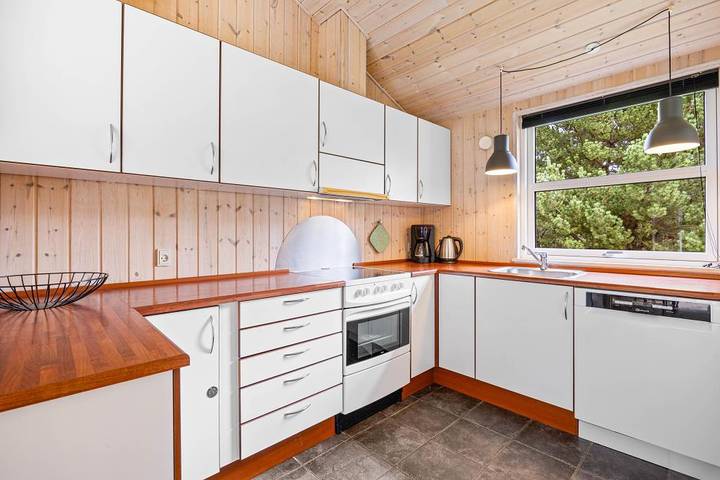Gemütliches Ferienhaus mit Whirlpool, Sauna und Ofen in Lodbjerg Hede, Ringkøbing