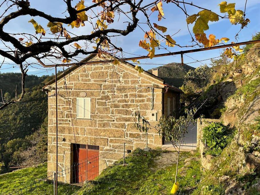 Two-Bedroom House in Sistelo, Distrito de Viana do Castelo