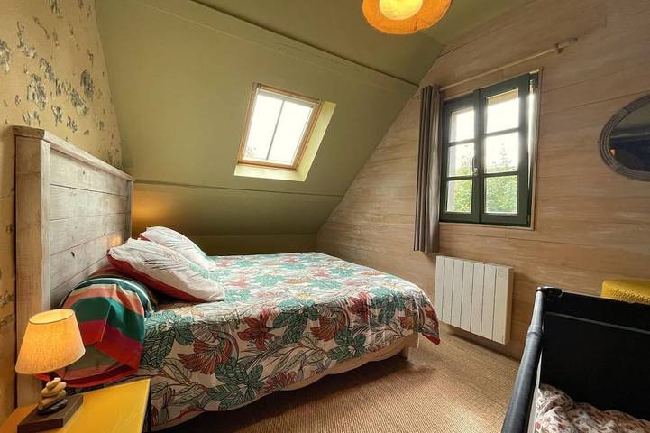 Gîte pour 8 personnes, avec jardin et terrasse à Le Pin-la-Garenne - 2